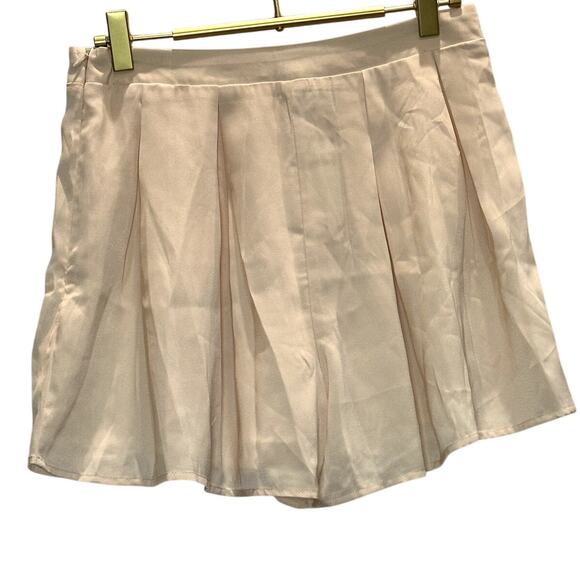 Mable – Juno Tied Detail Top and Shorts Set – Cream – S - Picture 10 of 14